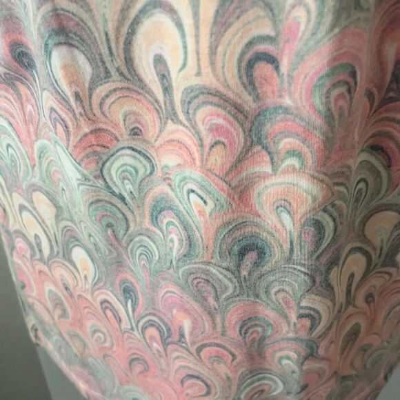 Fila Women's Short Sleeve Tee with Marbleized Pastel Pattern SZ L RARE - Picture 4 of 9